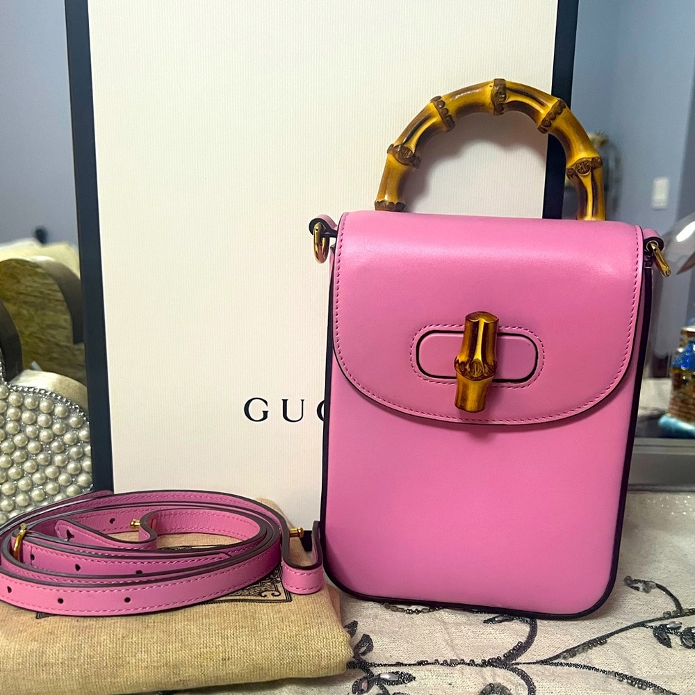 Gucci Bamboo Pink Leather Phone Pouch Bag